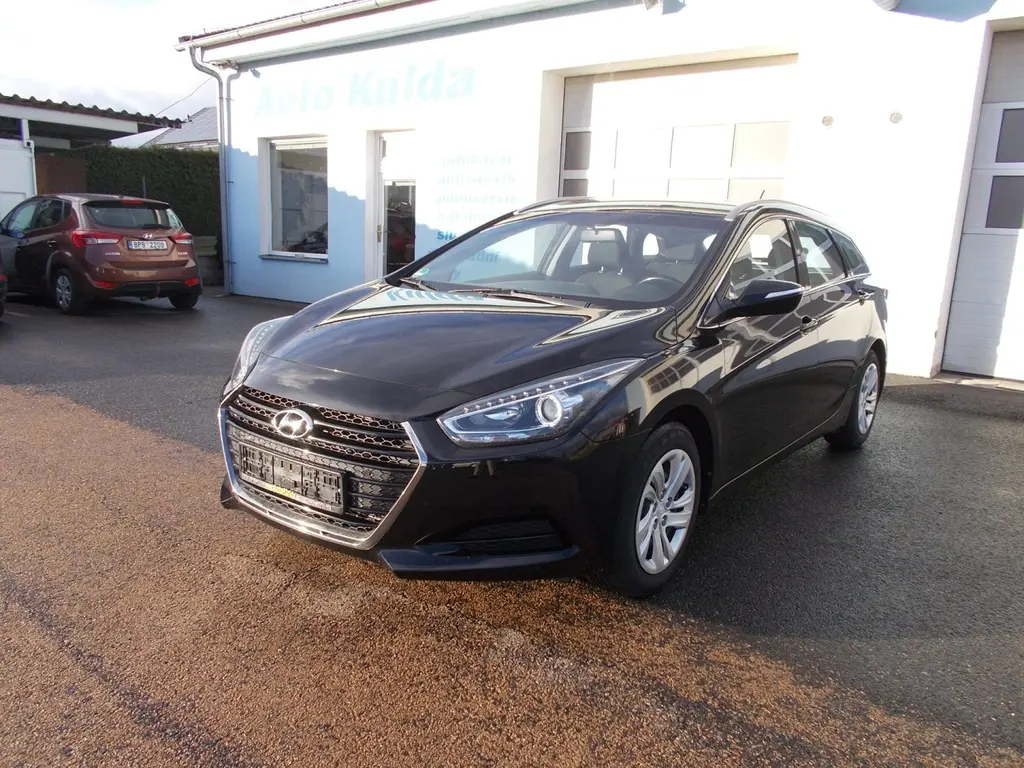 Hyundai i40, 1,6l, 99kW,facelift, 1.maj